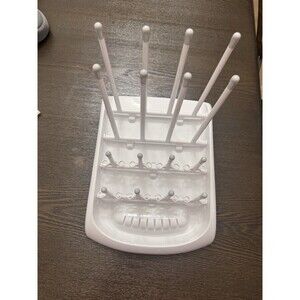 Munchkin White Standalone Baby Bottle Drying Rack Detachable Tray